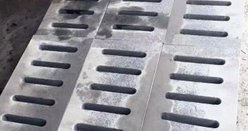 石家庄 芝麻灰石材沟盖板