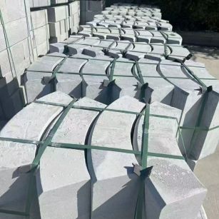 石家庄 芝麻灰弧形路沿石