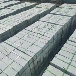 石家庄 芝麻白1.8公分火烧300*600地铺，清仓大甩卖