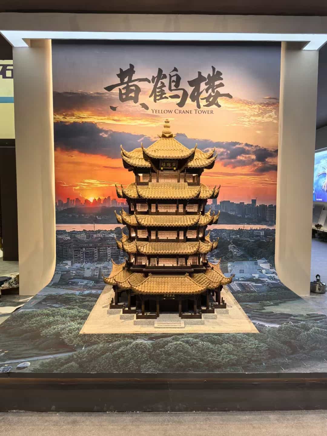 石家庄仿古石文创作品-黄鹤楼