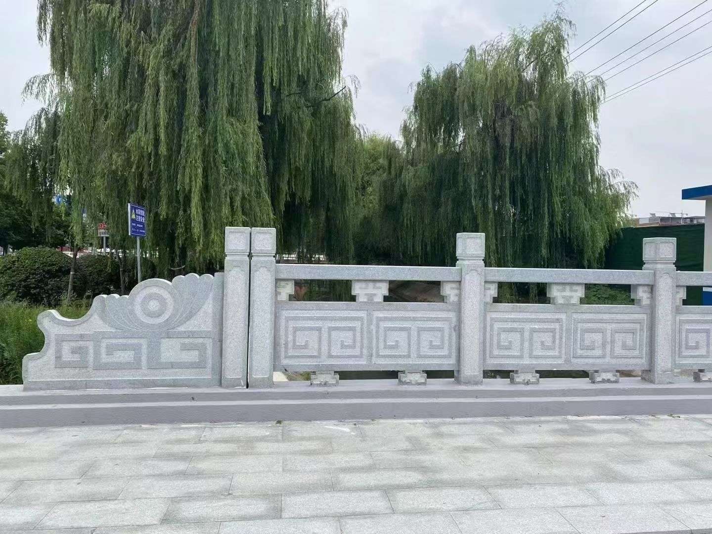 石家庄 芝麻灰桥栏杆、河道栏杆安装效果