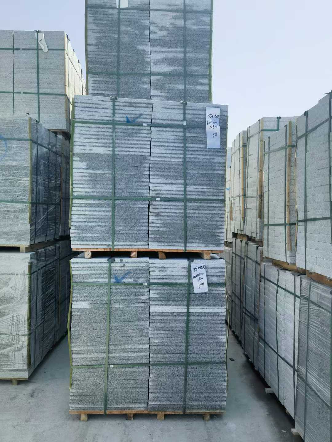 石家庄芝麻白地铺成品